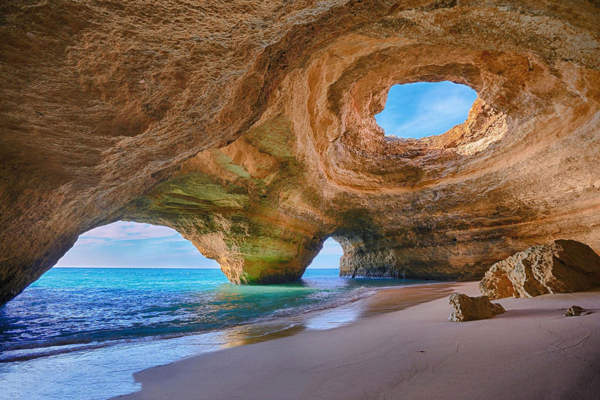 Discover Hidden Beaches: Secret Spots for a Day by the Water